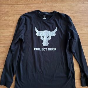Under Armour Black Long Sleeve Tee